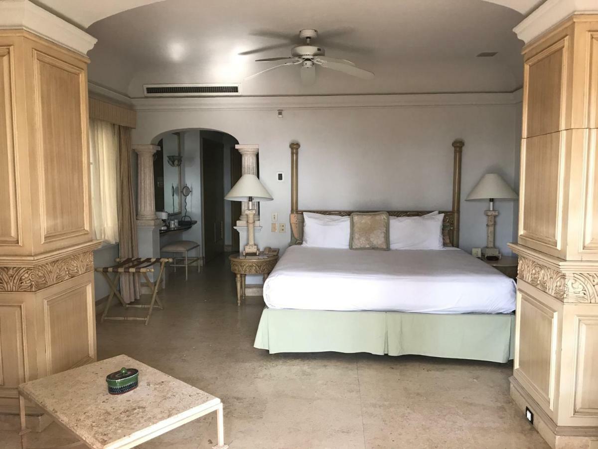Deluxe King All Inclusive,805113402:JPEG